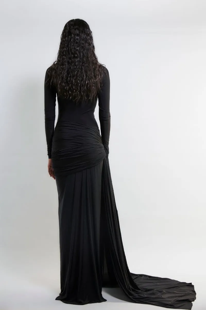 ALYSON BLACK FITTED GOWN