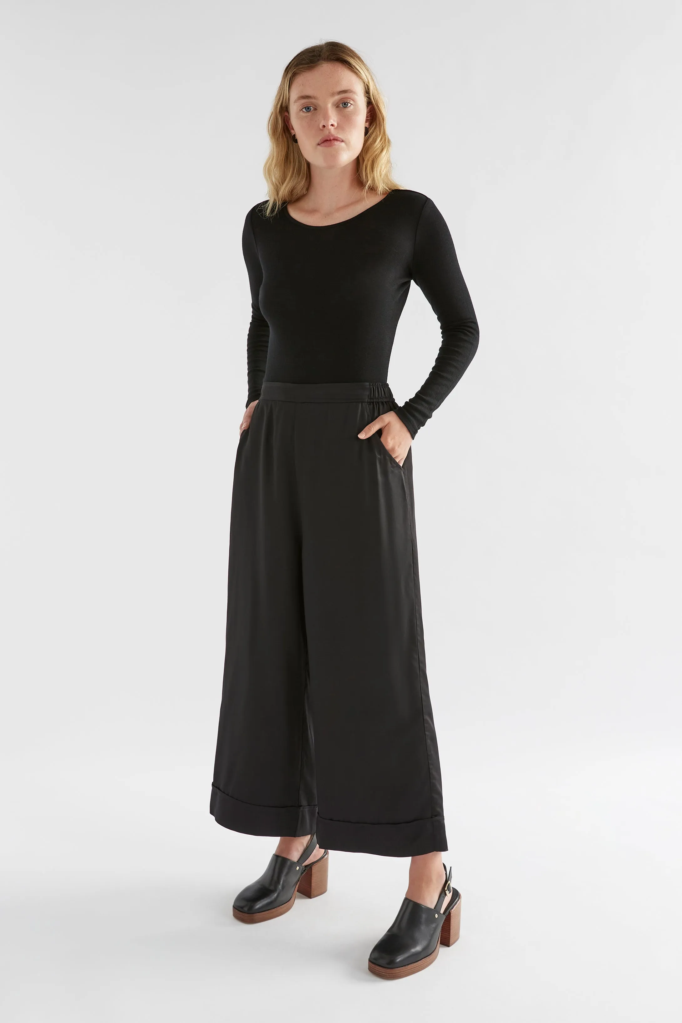 Elk The Label - Wide Leg Culotte - Black