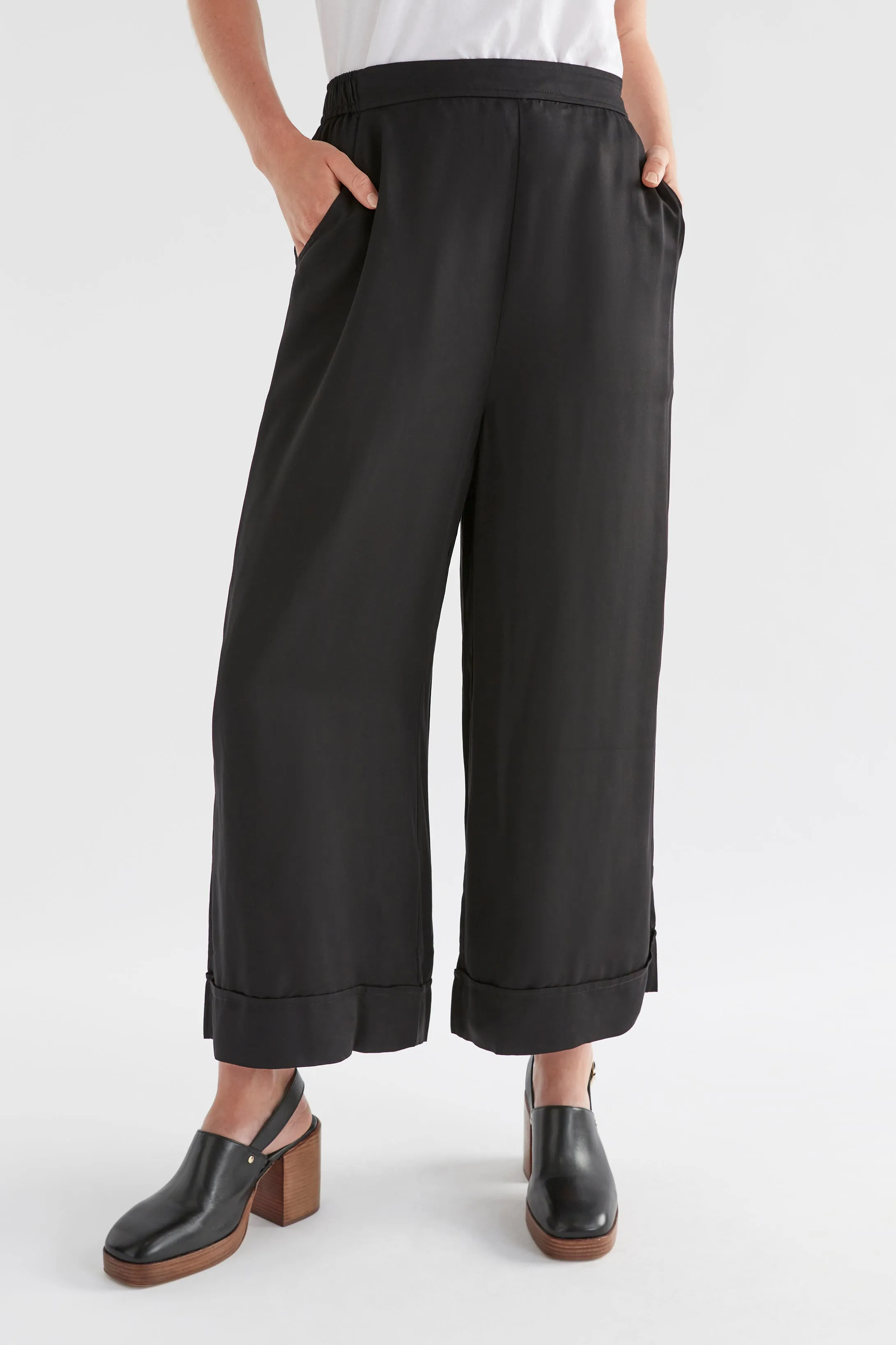 Elk The Label - Wide Leg Culotte - Black