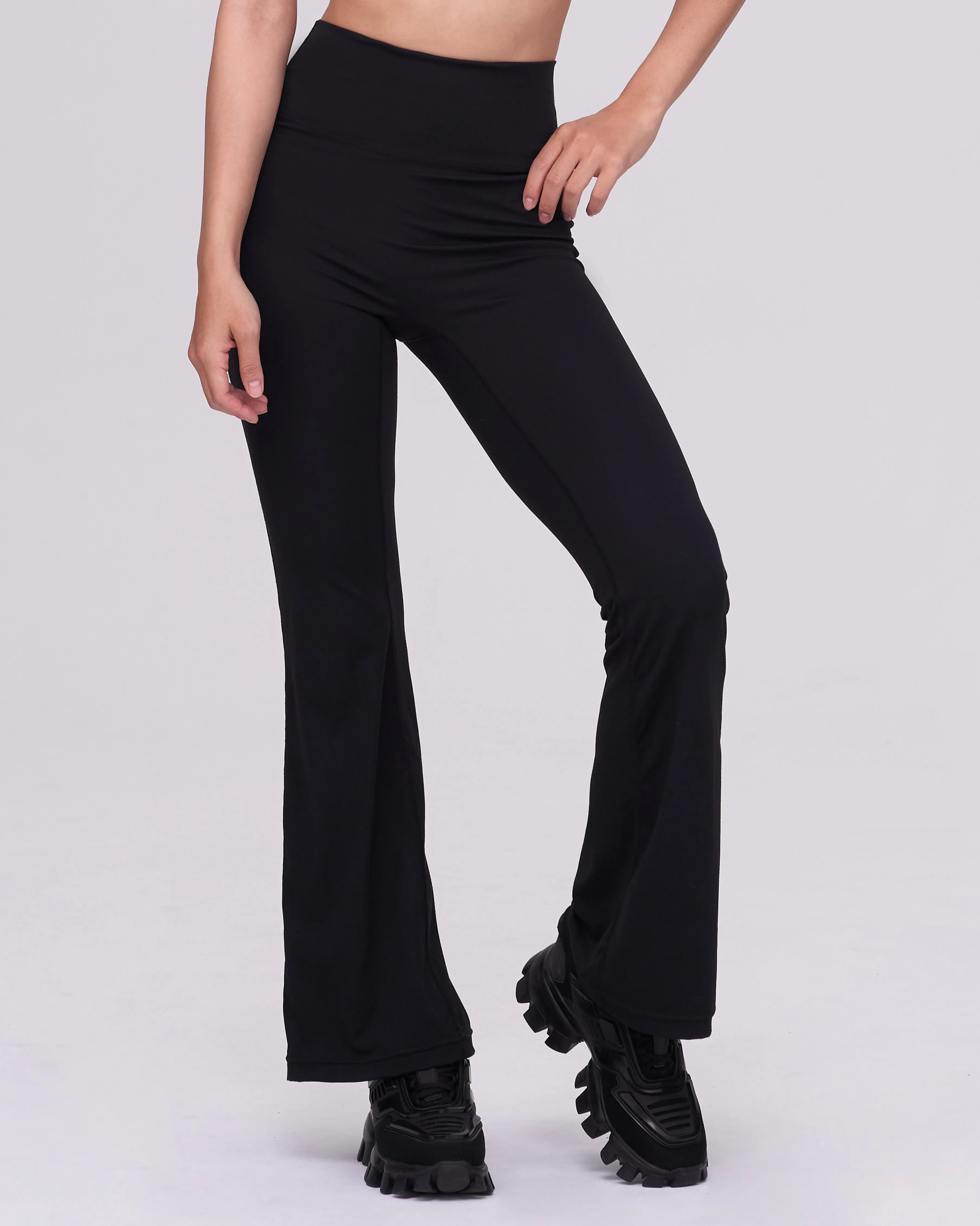 High-Waist Peach Mini-Flared Pant