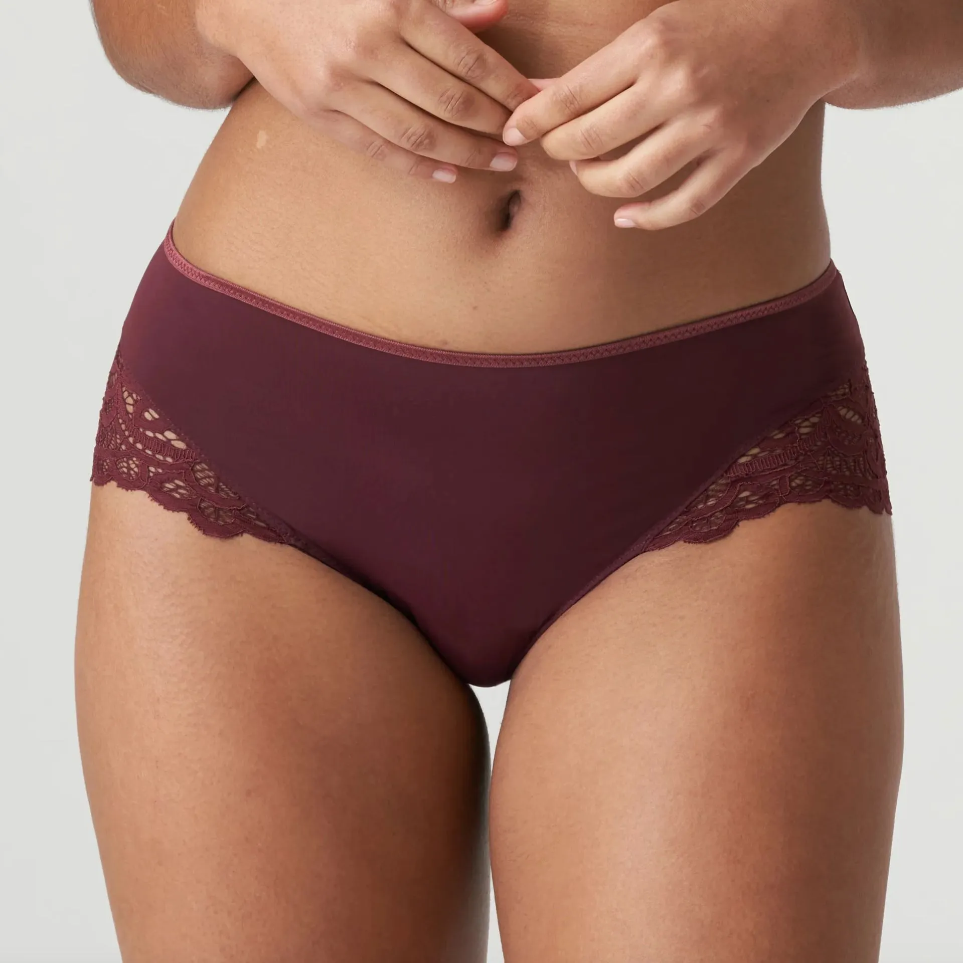 Prima Donna Twist First Night Hot Pant in Merlot 0541882