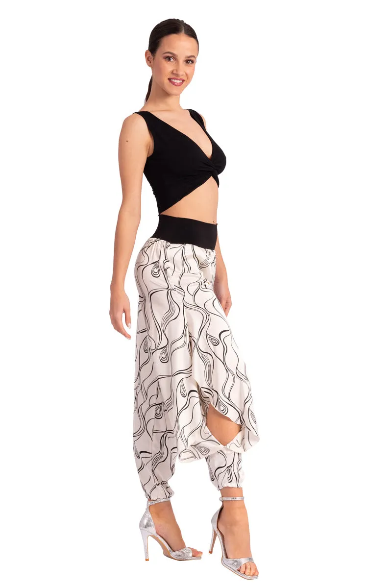 White Subtle Lines Print Pants With Slits