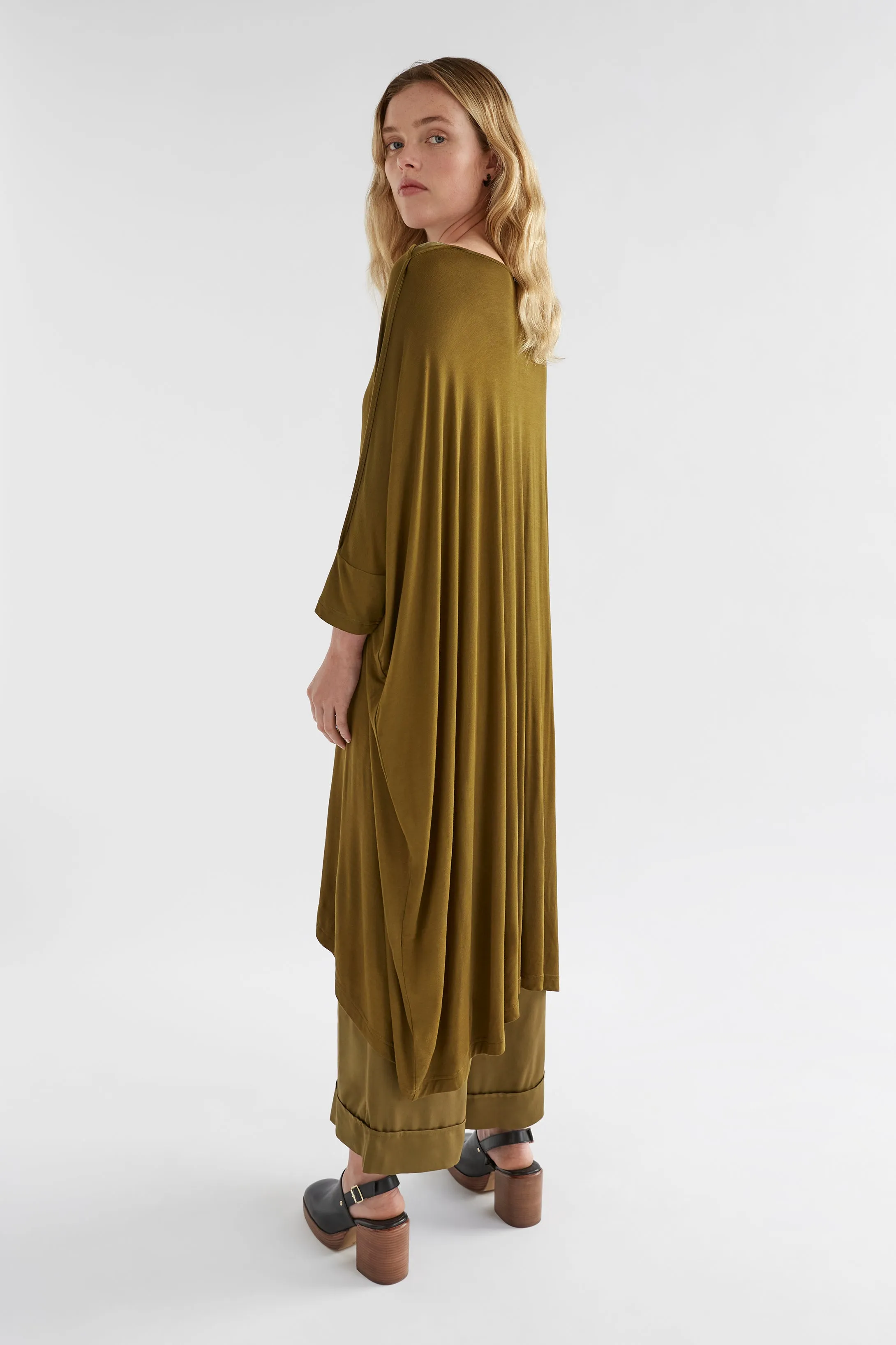 Wide Stretch Dress